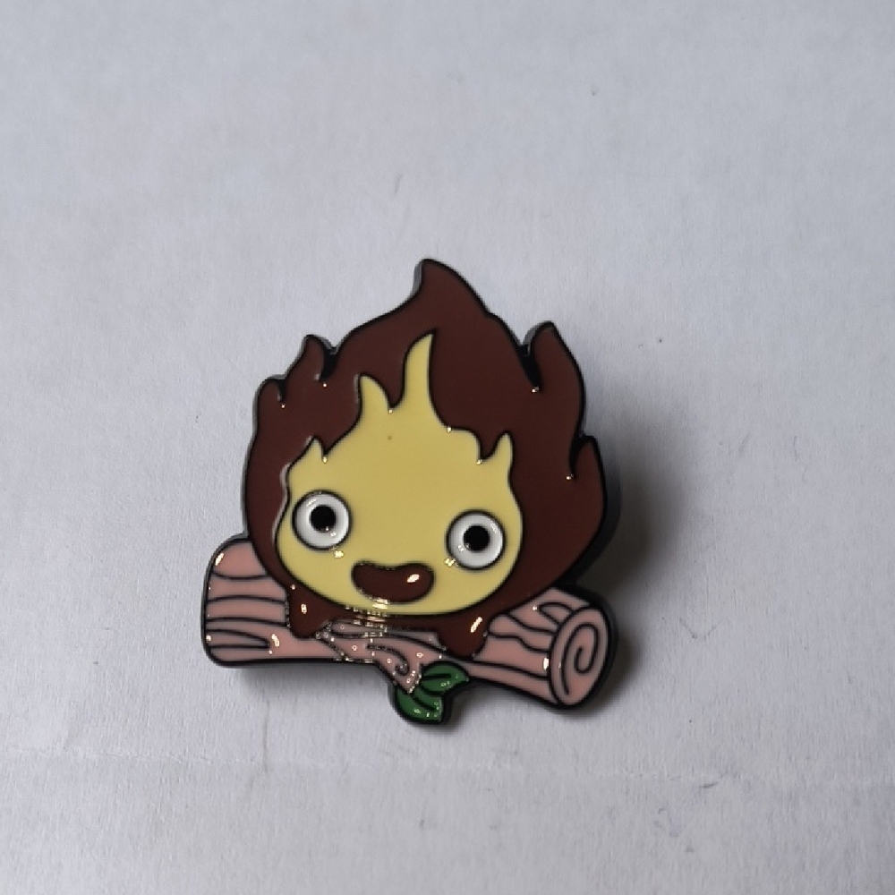 Happy Flame Enamel Pin with Log Calcifer Howl's Moving Castle Studio Ghibli